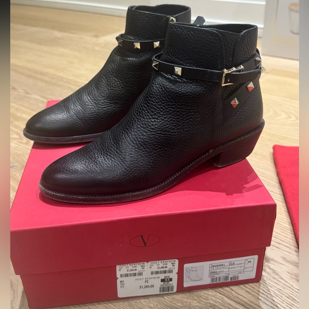 Valentino Rockstud Ankle Boots size 8